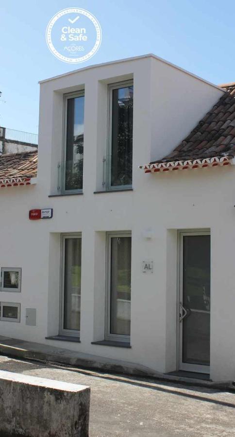 Casa da Ponte Casa familiar no centro de uma vila encantadora Nordeste (Azores) Exterior foto